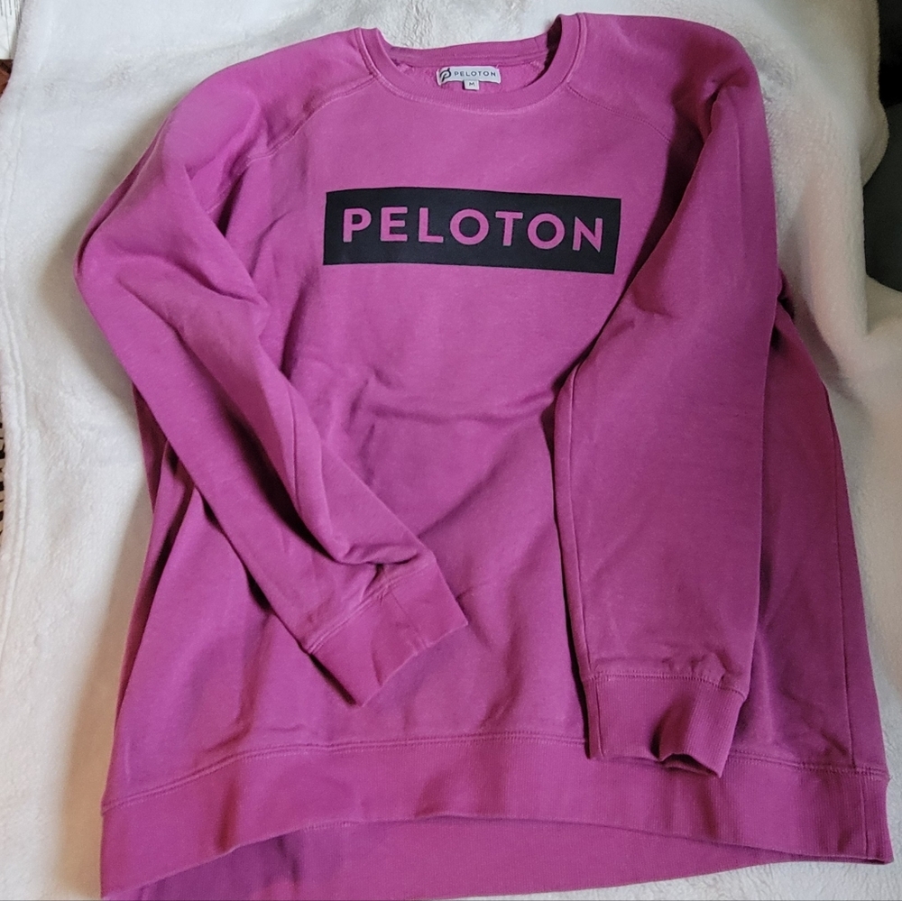 Peloton logo crewneck